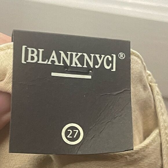 NWTs Blank NYC Marshmallow Shorts Size 27 - Picture 11 of 12